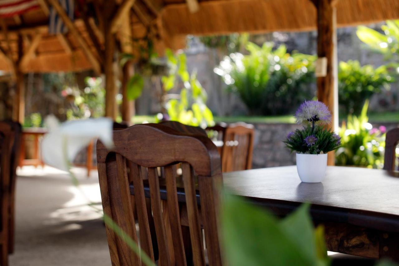 Entebbe Palm Hotel Εξωτερικό φωτογραφία