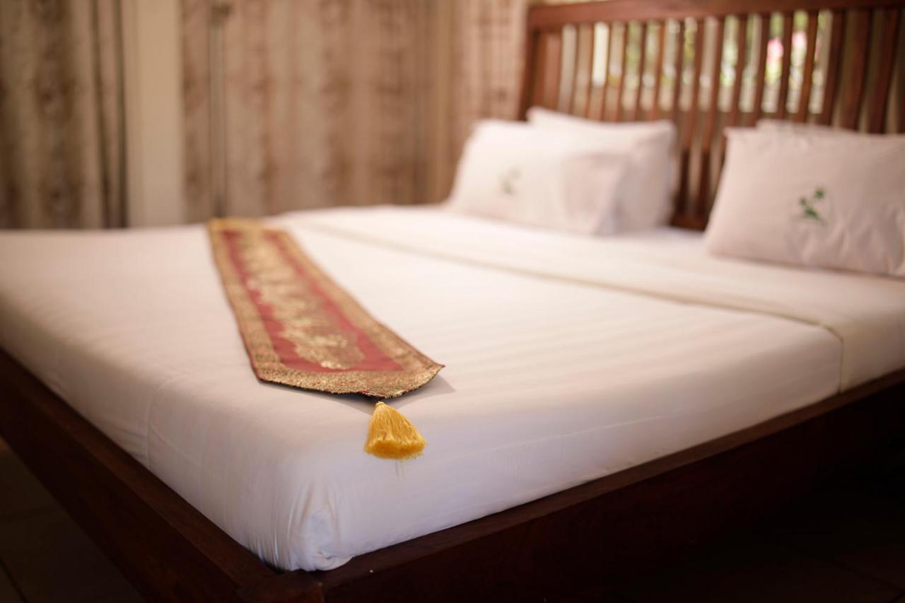 Entebbe Palm Hotel Εξωτερικό φωτογραφία