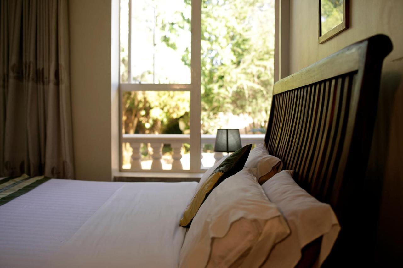 Entebbe Palm Hotel Εξωτερικό φωτογραφία